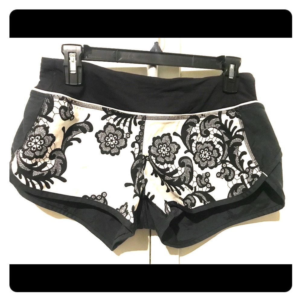 FOUR lululemon speed shorts - size 6